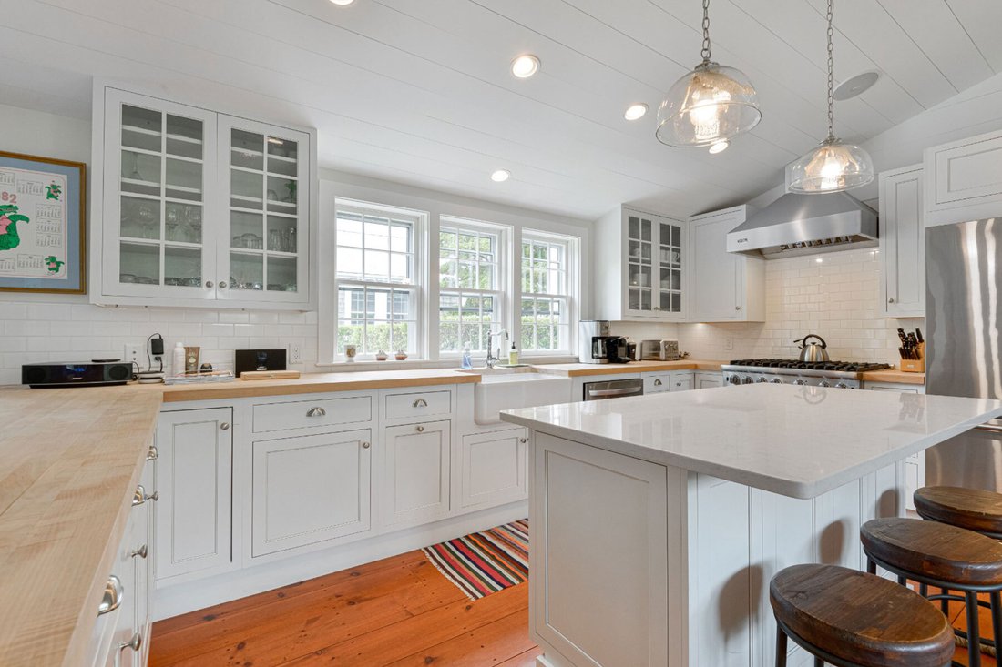 Nantucket, Massachusetts, United States 3 - 18186360