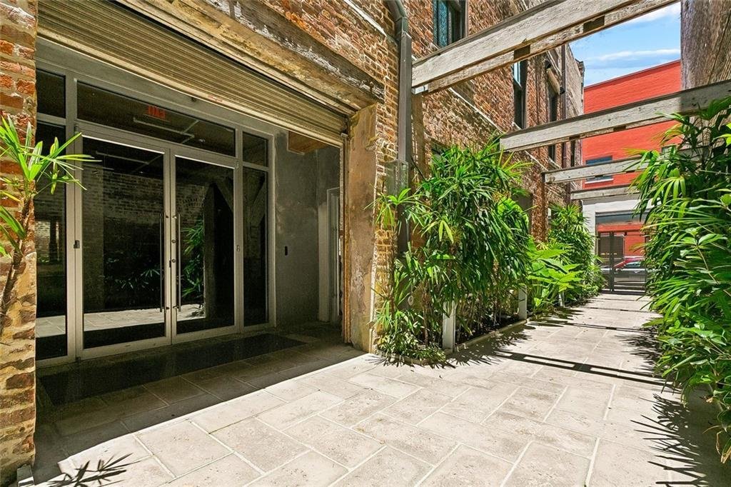 Condo in New Orleans, Louisiana, United States 2 - 18186761