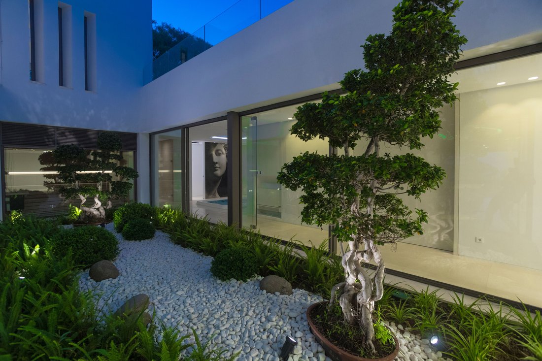 Villa in La Quinta, Benahavis, Andalusia 3 - 14685054