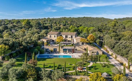 House in Gordes, Provence-Alpes-Côte d'Azur, France 1