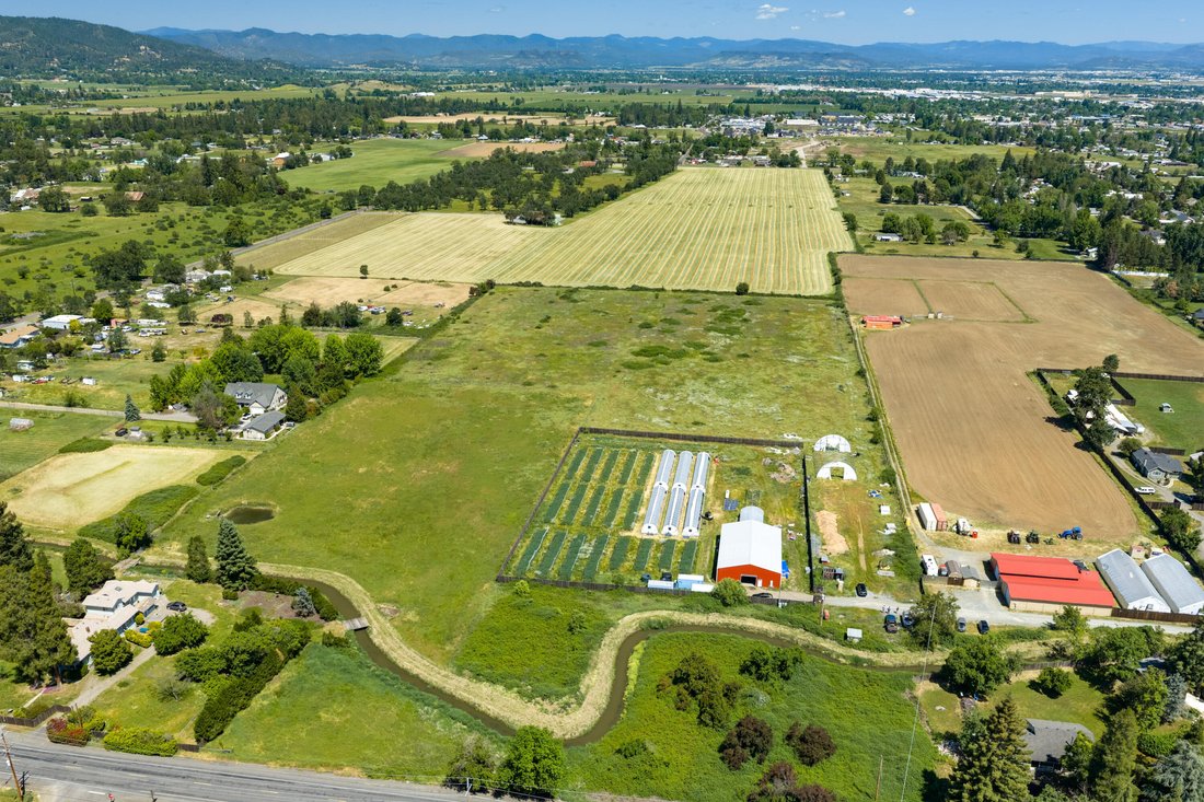 Farm Ranch in Medford, Oregon, United States 2 - 18186788