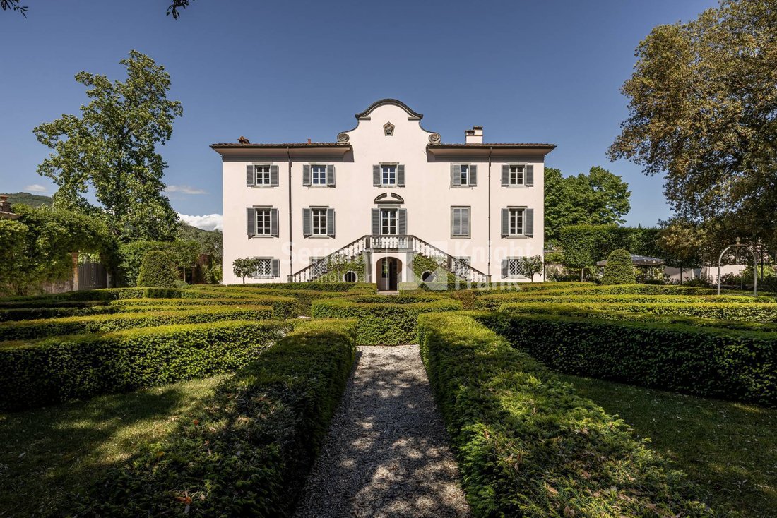 Villa in Area Monte San Quirico - Sant'Alessio, Lucca, Tuscany 4 - 18186001