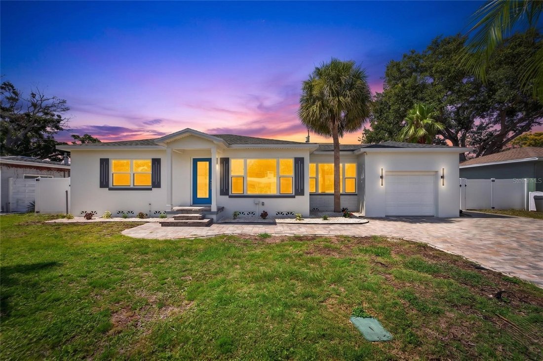 House in St. Petersburg, Florida, United States 1 - 18186606