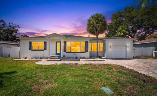House in St. Petersburg, Florida, United States 1