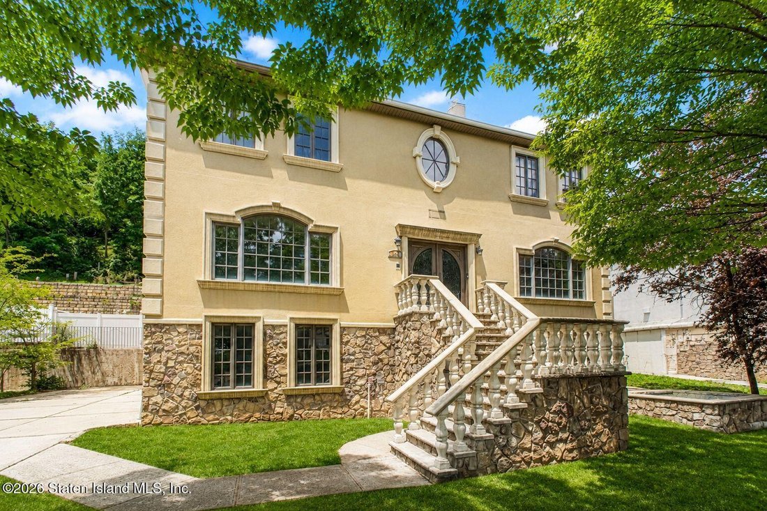 House in New York, New York, United States 1 - 18157827