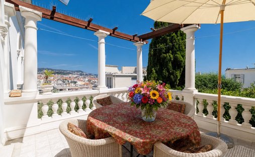 House in Nice, Provence-Alpes-Côte d'Azur, France 1