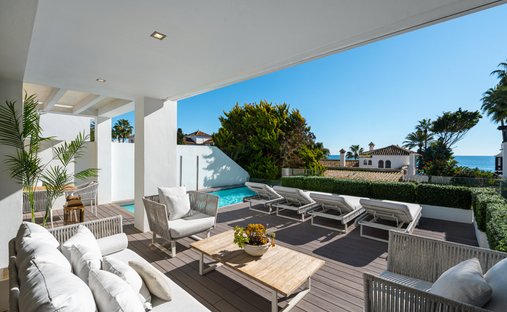 Villa in Golden Mile, Andalusia, Spain 1