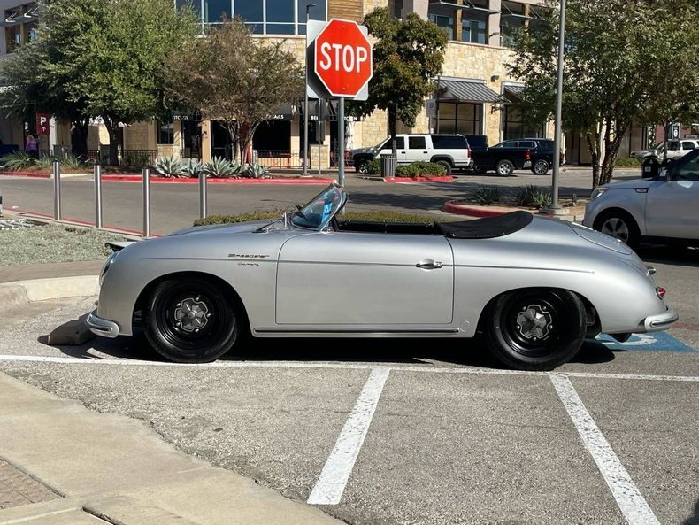 Cabriolet in Glendale, United States 2 - 18187073