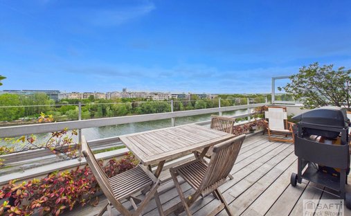 Apartment in Hôtel de Ville, Courbevoie, France 1