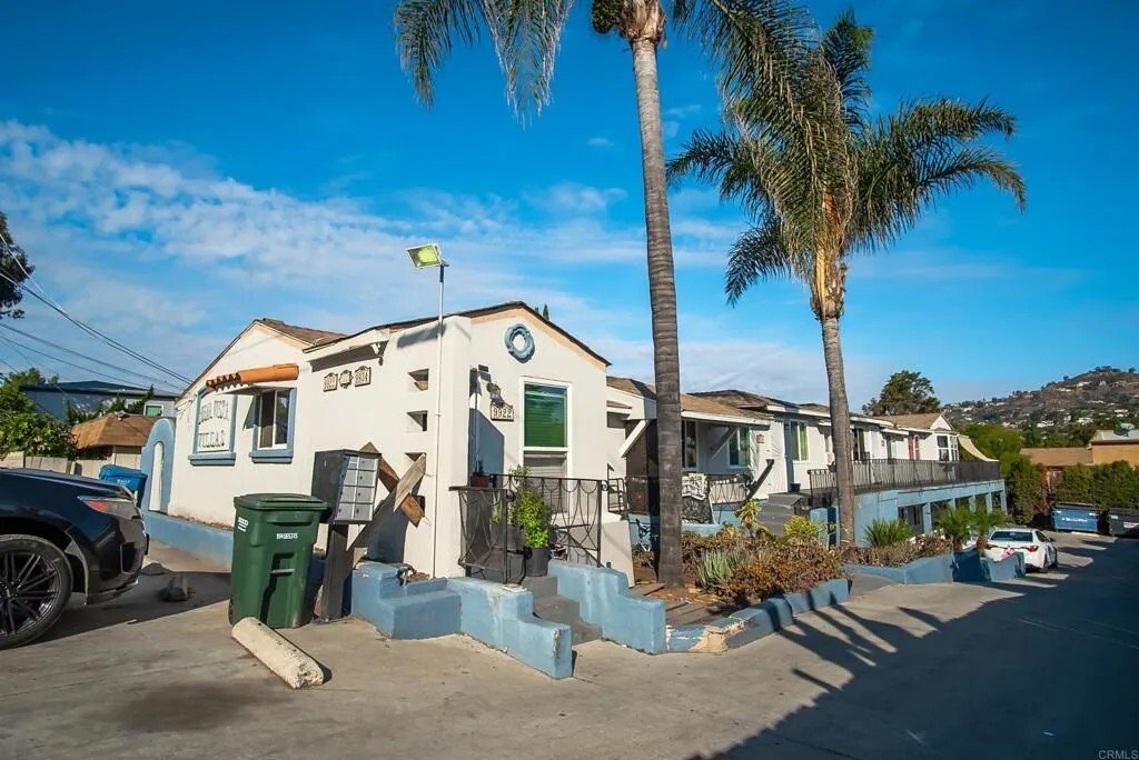 Spring Valley, California, United States 4 - 18186826