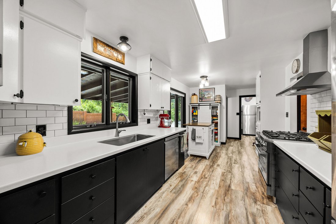 House in Columbia Falls, Montana, United States 3 - 18187374