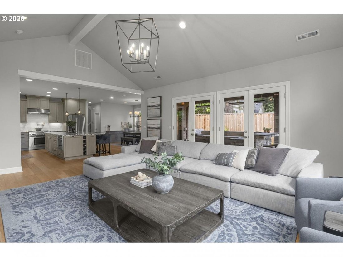 House in Lake Oswego, Oregon, United States 5 - 18187314