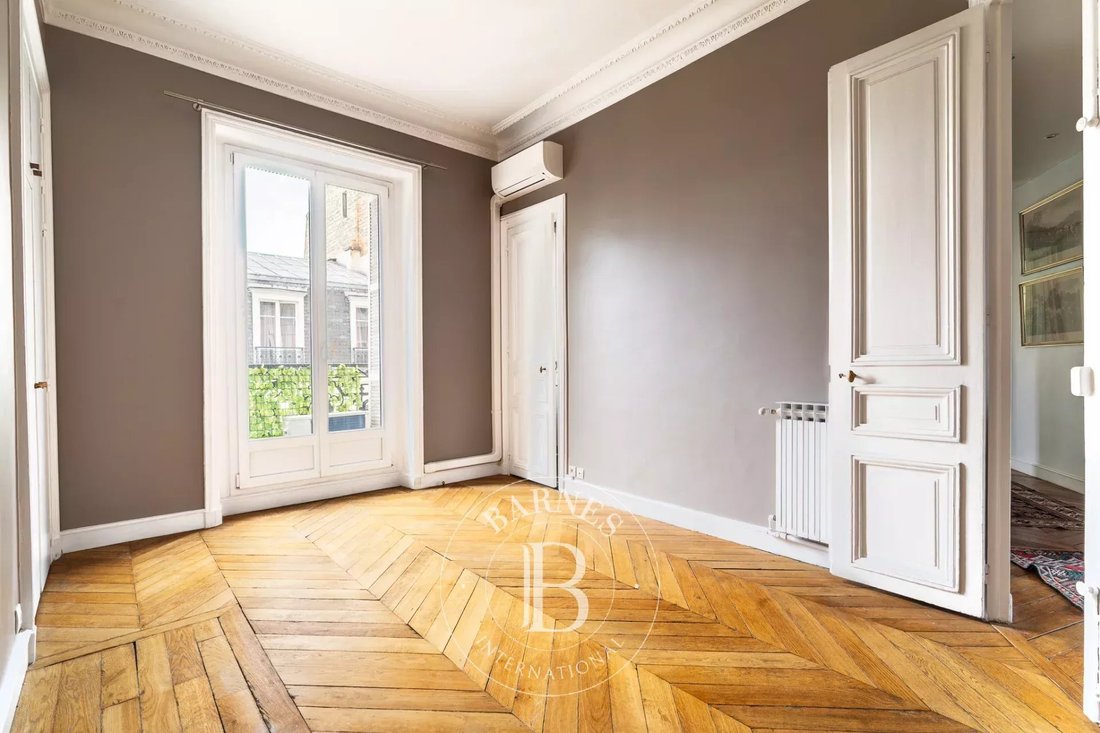 Apartment in Porte Dauphine, Paris 16e Arrondissement, Paris 4 - 17646983