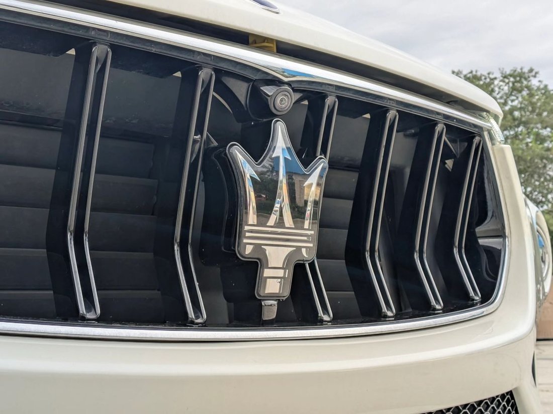 Suv in Apopka, FL, United States 5 - 18187755