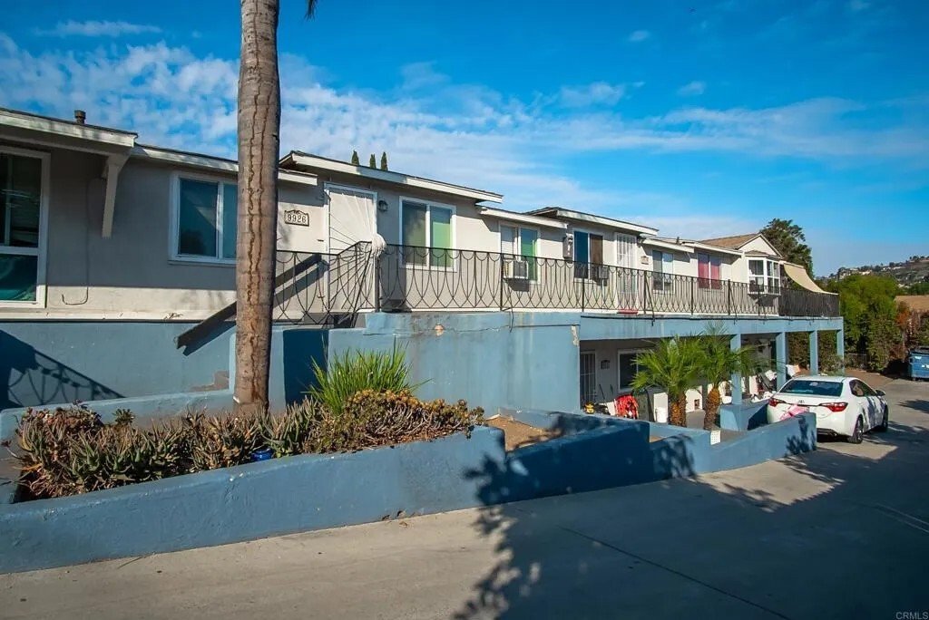 Spring Valley, California, United States 5 - 18186826
