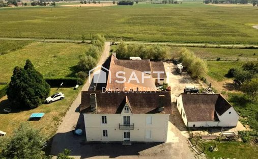 House in Lamonzie-Saint-Martin, Nouvelle-Aquitaine, France 1
