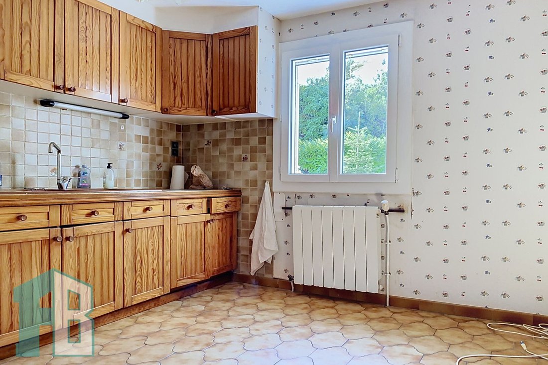 Villa in Nord et Ouest, Eyguières, France 5 - 18187208
