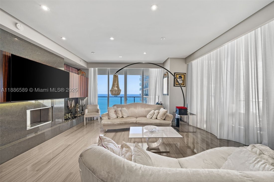 Condo in Bal Harbour, Florida, United States 1 - 16290422