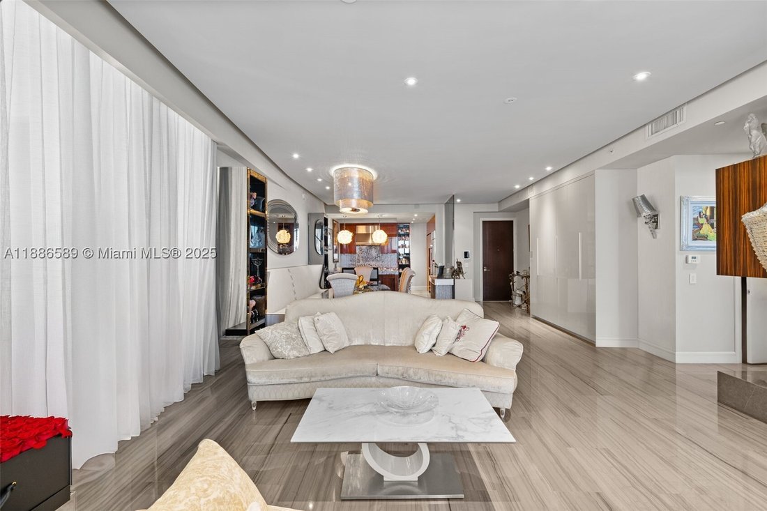 Condo in Bal Harbour, Florida, United States 2 - 16290422