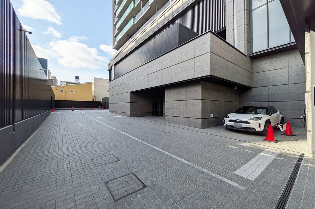 Condo in Osaka, Osaka, Japan 4 - 18187192