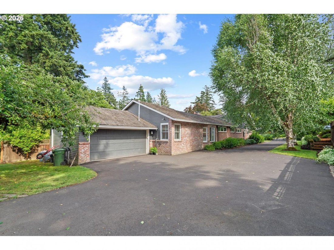 House in Lake Oswego, Oregon, United States 3 - 18187299