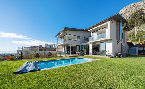 House in Cape Town, Western Cape, South Africa 1