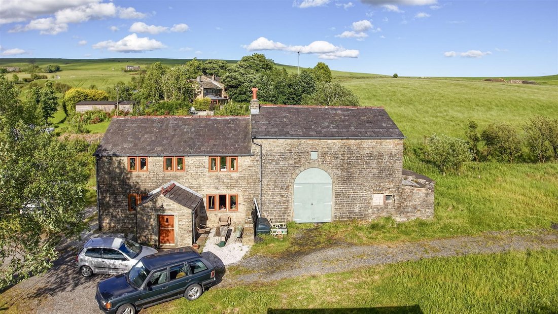 House in Rossendale Valley, Borough of Rossendale, England 1 - 18187040