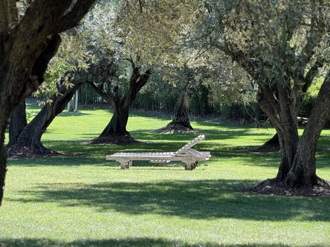 Villa in Uzès, Occitania, France 5 - 16835354