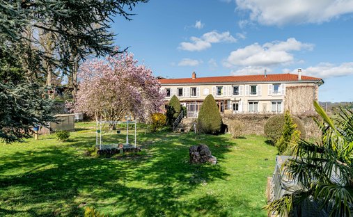 Maison à Saint-Symphorien-sur-Coise, Auvergne-Rhône-Alpes, France 1