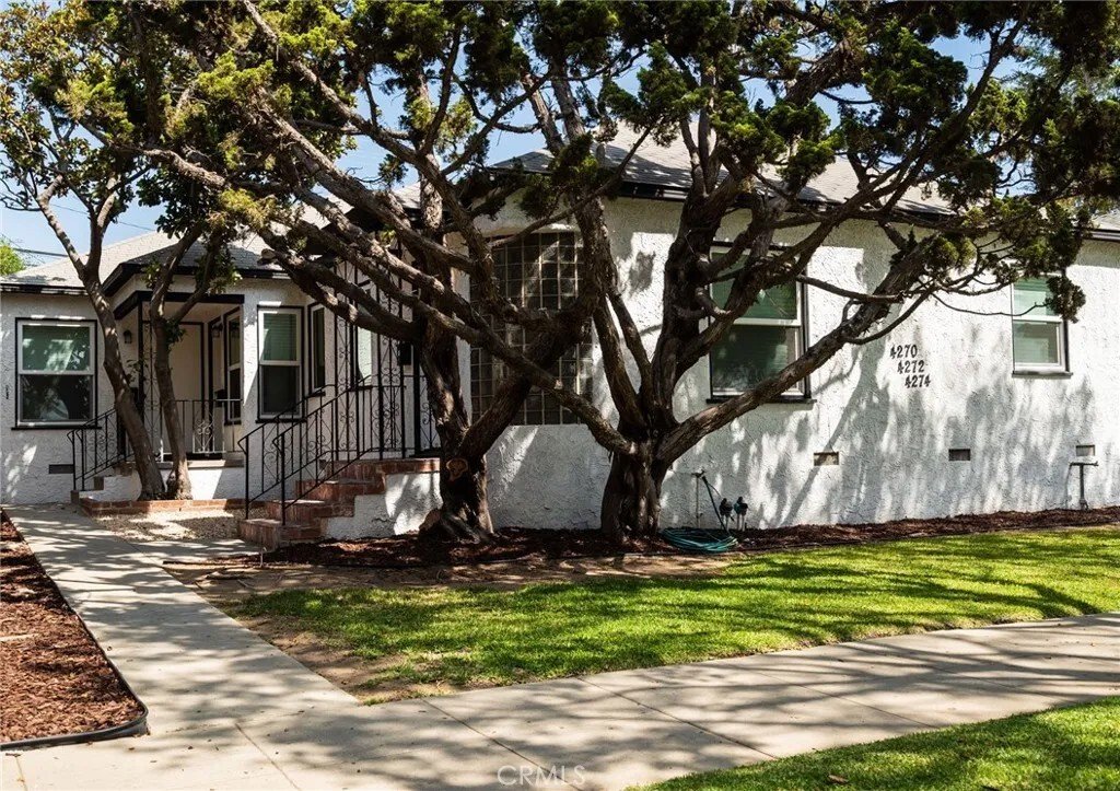 Los Angeles, California, United States 1 - 18186831