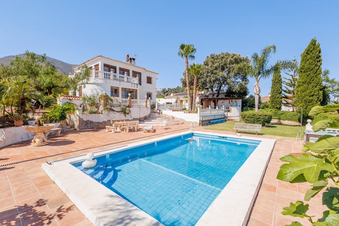 Villa in Alhaurin el Grande, Andalusia, Spain 1 - 18187205