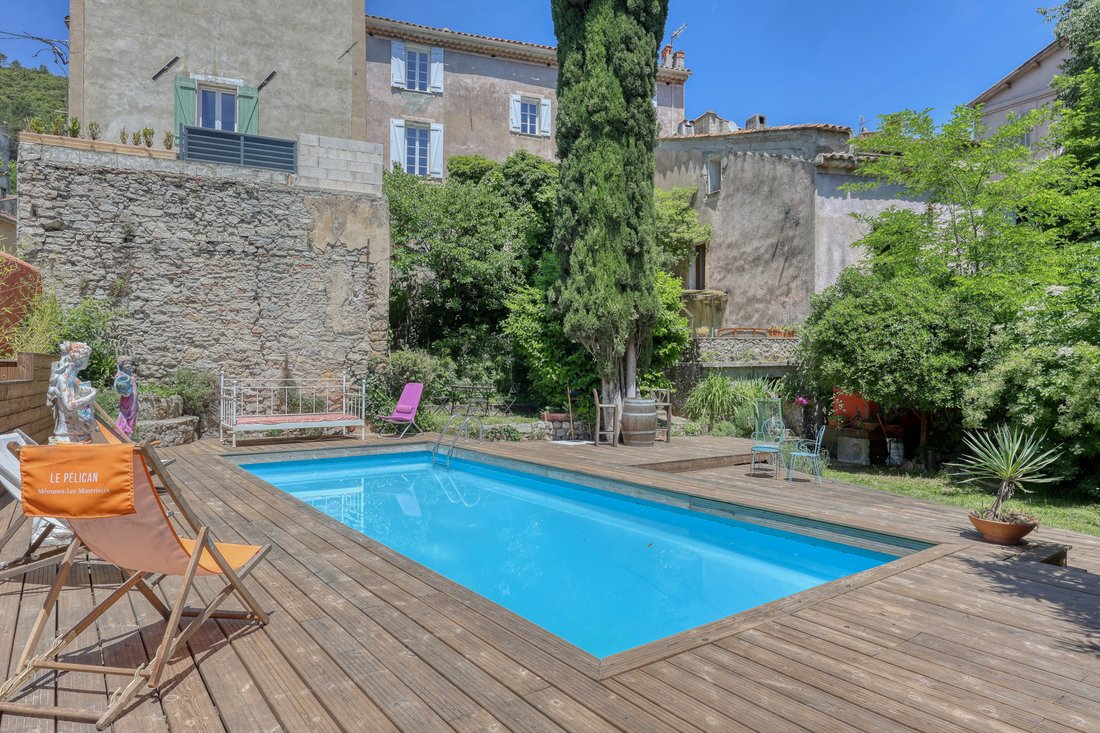 Villa in La Cadiere-d'Azur, Provence-Alpes-Côte d'Azur, France 2 - 17922254