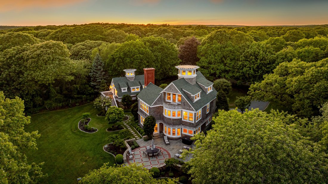 Westport, Massachusetts, United States 3 - 18187187