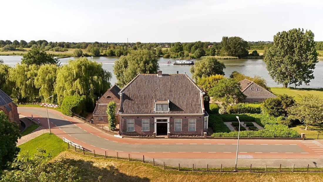 Villa in Tienhoven, Utrecht, Netherlands 2 - 18187469