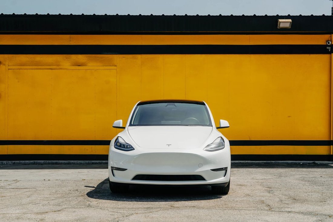 Suv in El Monte, CA, United States 3 - 18187643