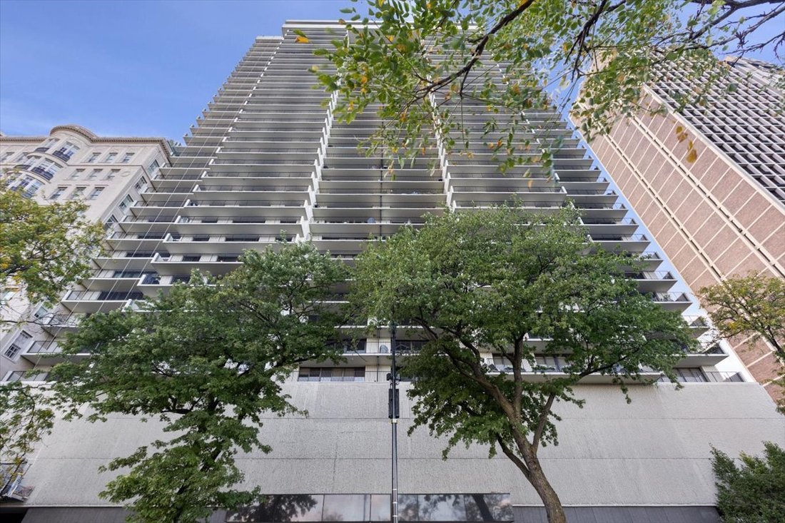 Condo in Chicago, Illinois, United States 2 - 18187365