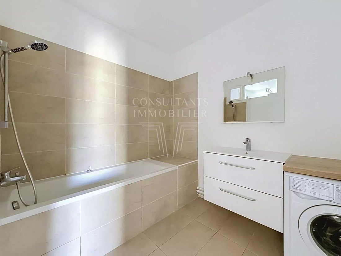 Apartment in Chaillot, Paris 16e Arrondissement, Paris 5 - 18185559