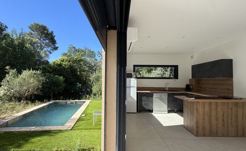 Villa in Le Dramont-Agay-Anthéor-Le Trayas, Saint-Raphaël, France 1