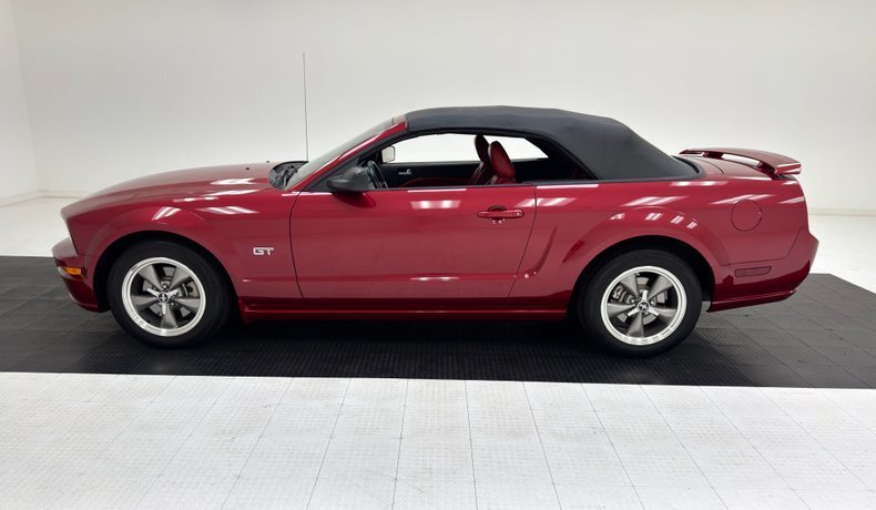 Cabriolet in Morgantown, United States 3 - 18187127