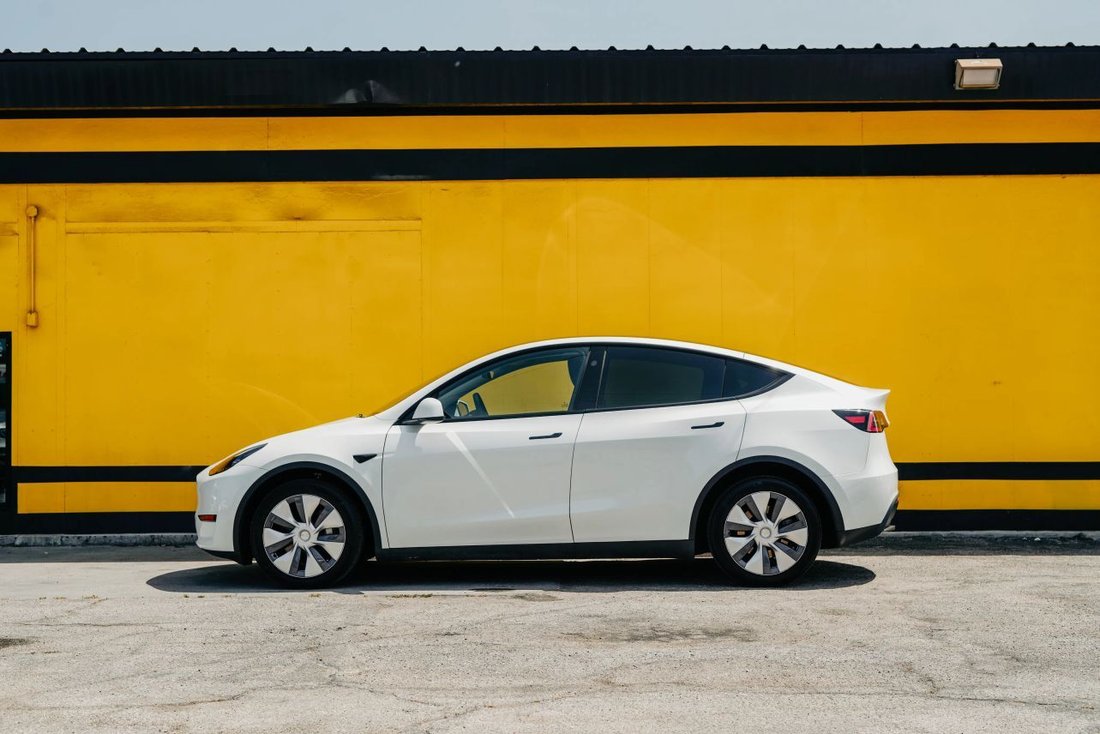 Suv in El Monte, CA, United States 2 - 18187643