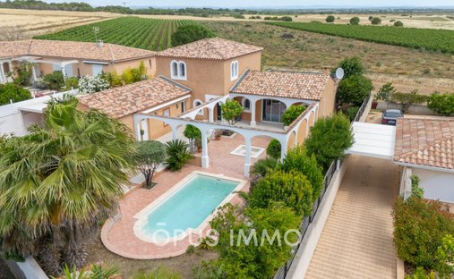House in Cooperative, Agde, France 1