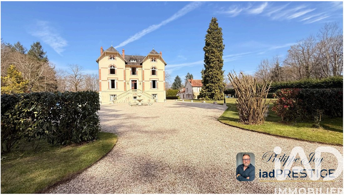 House in Sainte-Montaine, Centre-Val de Loire, France 2 - 16398133