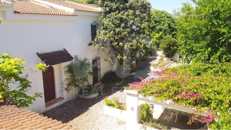 Townhouse in Alhaurin de la Torre, Andalusia, Spain 2 - 18187874