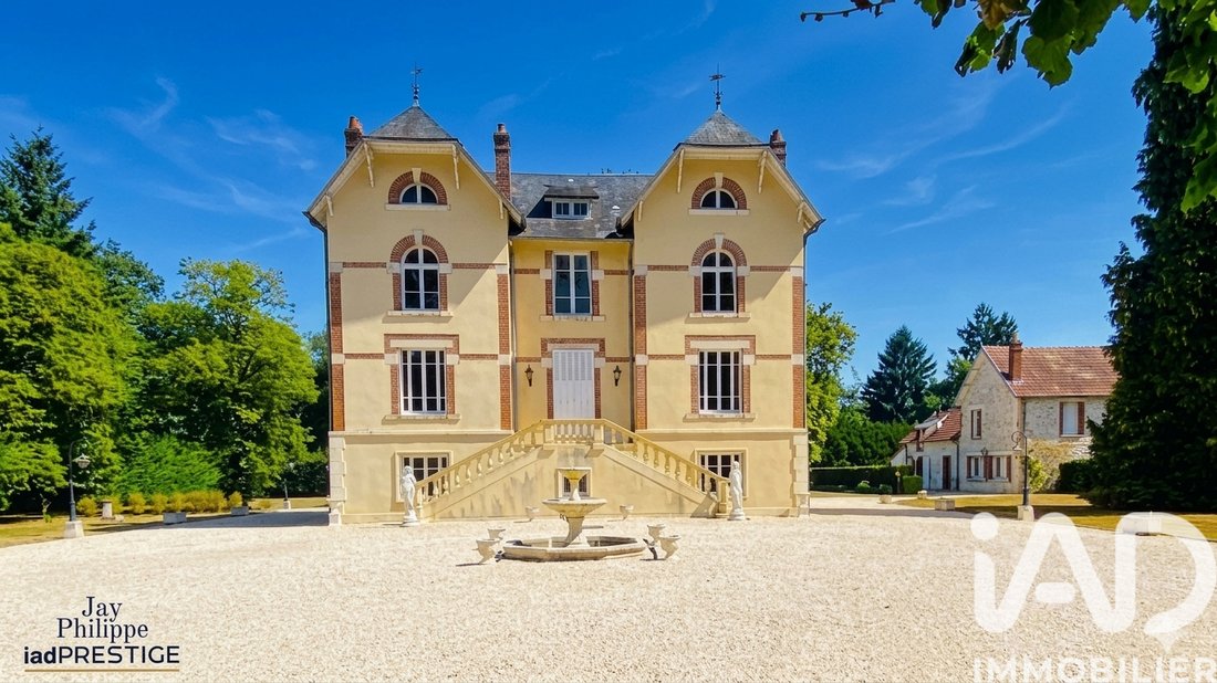 House in Sainte-Montaine, Centre-Val de Loire, France 1 - 16398133