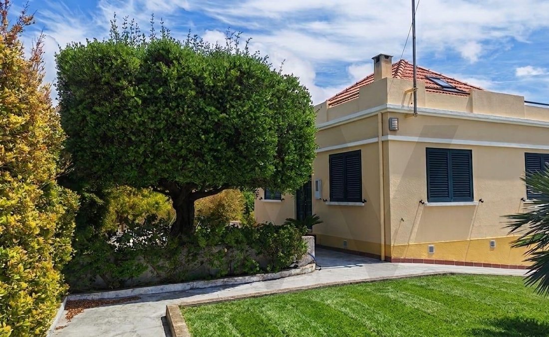 Townhouse in Santa Barbara, Lisbon, Portugal 3 - 18187291