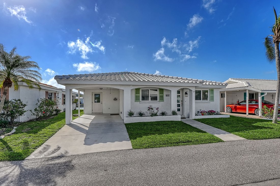 Longboat Key, Florida, United States 4 - 18186923