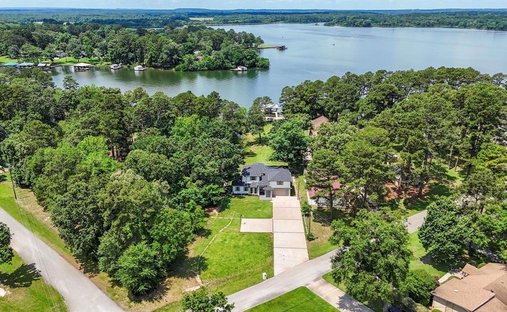 House in Troup, Texas, United States 1