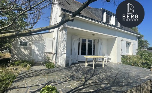 House in Ouest, Quiberon, France 1