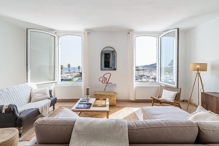 Apartment in Peripherie, Cassis, France 2 - 18186989