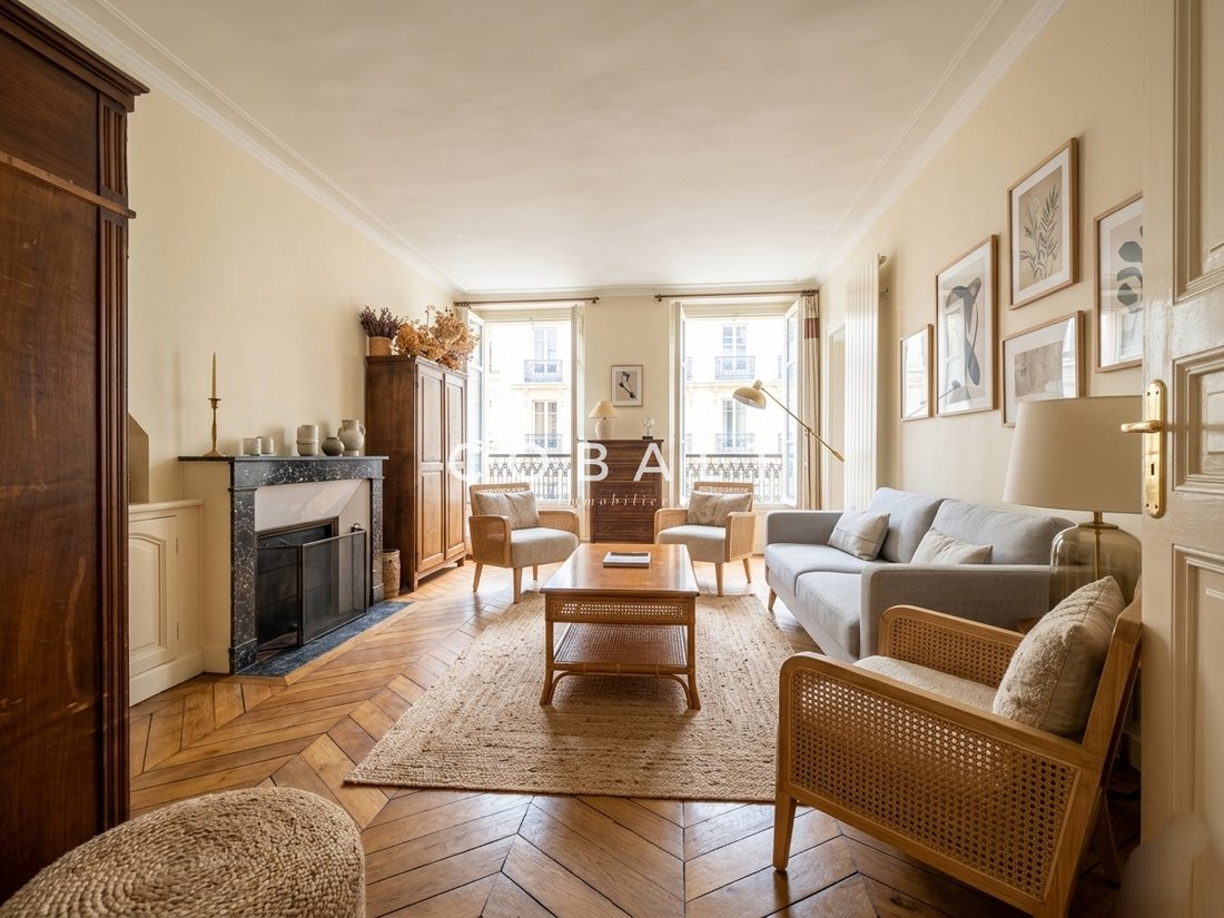 Apartment in Domaine National du Château, Versailles, France 1 - 18187172